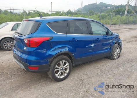 2019 Ford Escape Se from USA, damaged, VIN 1FMCU9GD9KUA71851